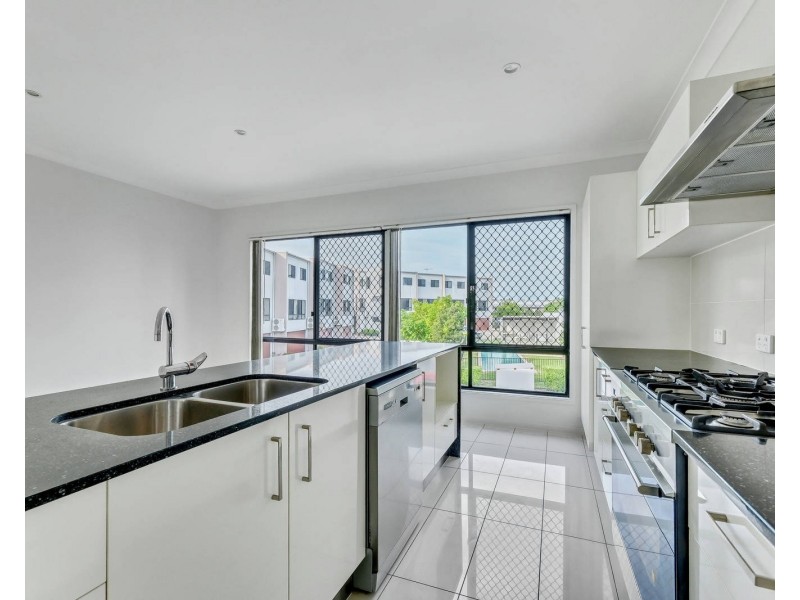 2/3 Sibley Street, North Lakes QLD 4509