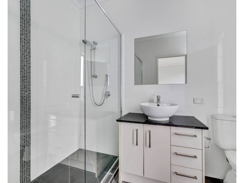 2/3 Sibley Street, North Lakes QLD 4509