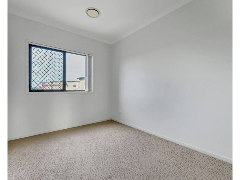 2/3 Sibley Street, North Lakes QLD 4509