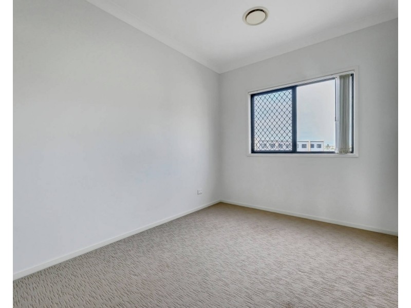 2/3 Sibley Street, North Lakes QLD 4509