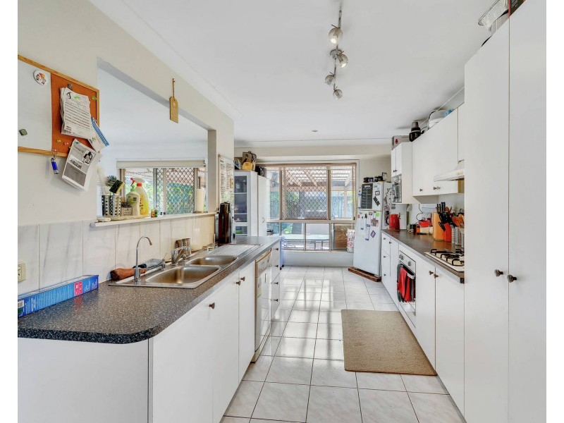 105 Allison Drive, Kallangur QLD 4503