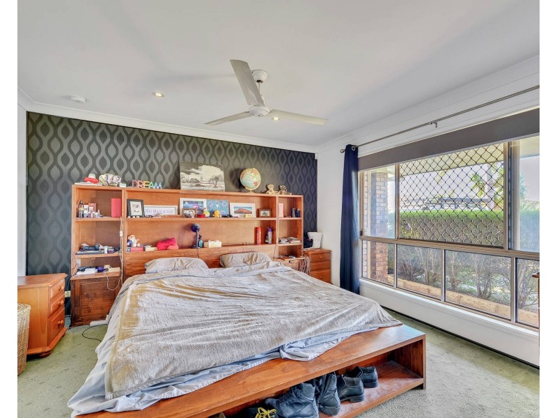 105 Allison Drive, Kallangur QLD 4503