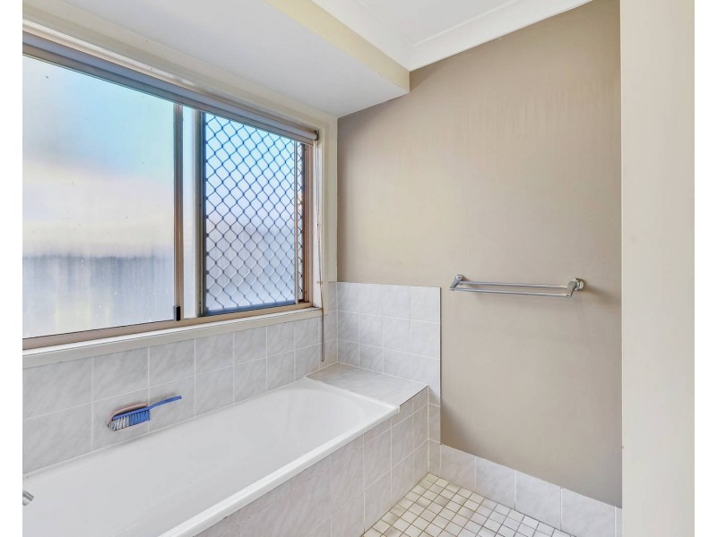 105 Allison Drive, Kallangur QLD 4503