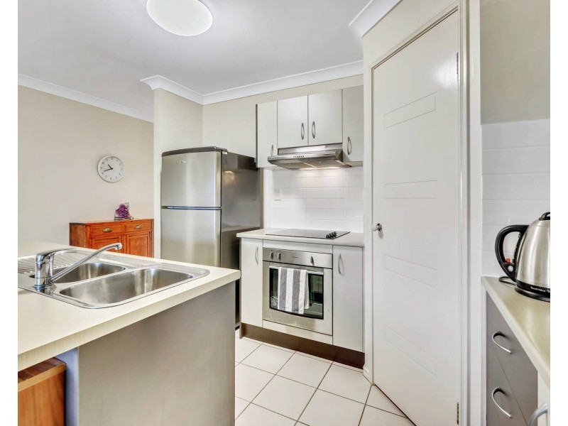 1&2/34 Everest Street, Warner QLD 4500