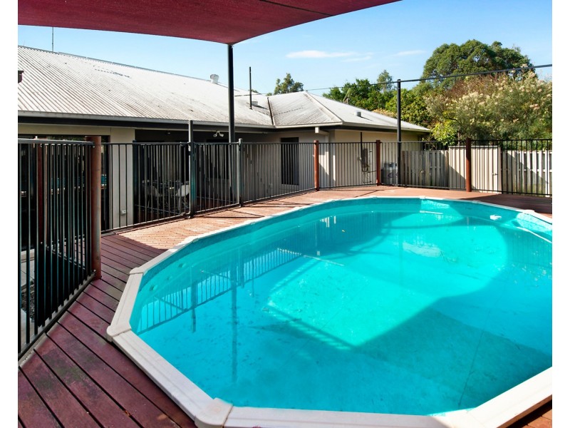37 Carmarthen Circuit, Pacific Pines QLD 4211