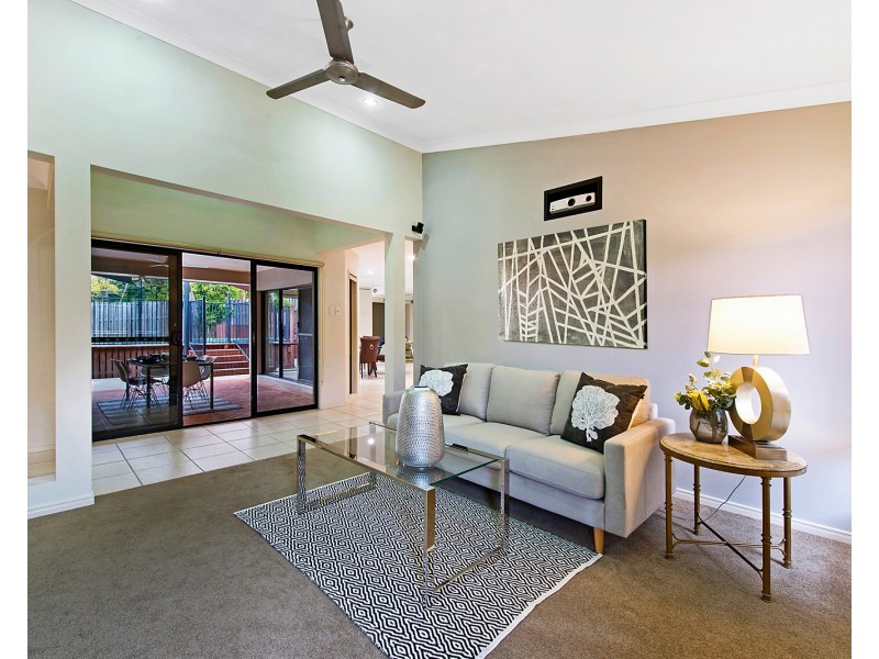 37 Carmarthen Circuit, Pacific Pines QLD 4211