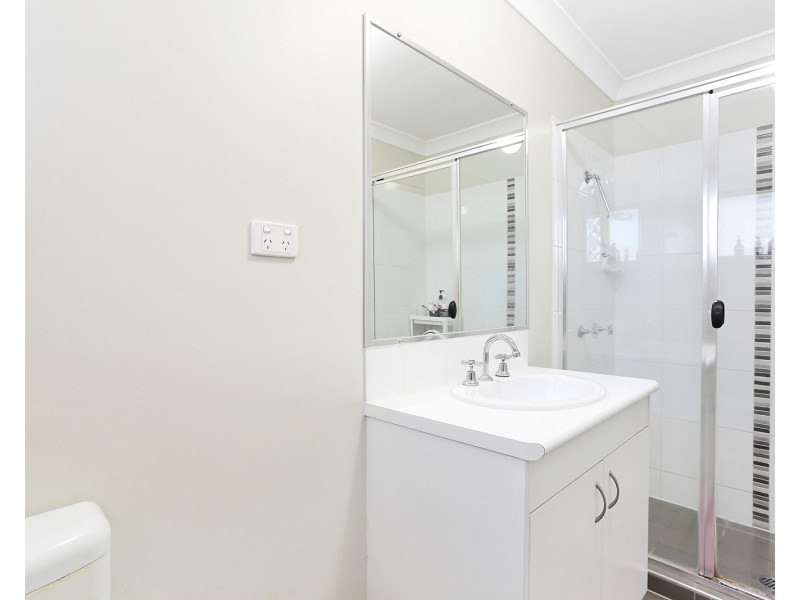 11 Regency Crescent, Moggill QLD 4070