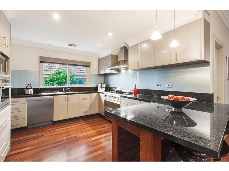 35 Cornfield Grove, Box Hill South VIC 3128