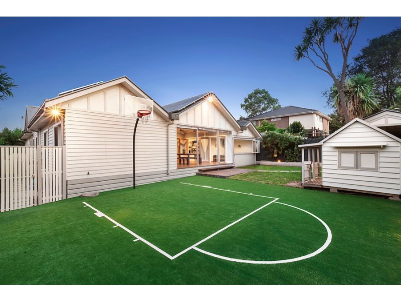 35 Cornfield Grove, Box Hill South VIC 3128