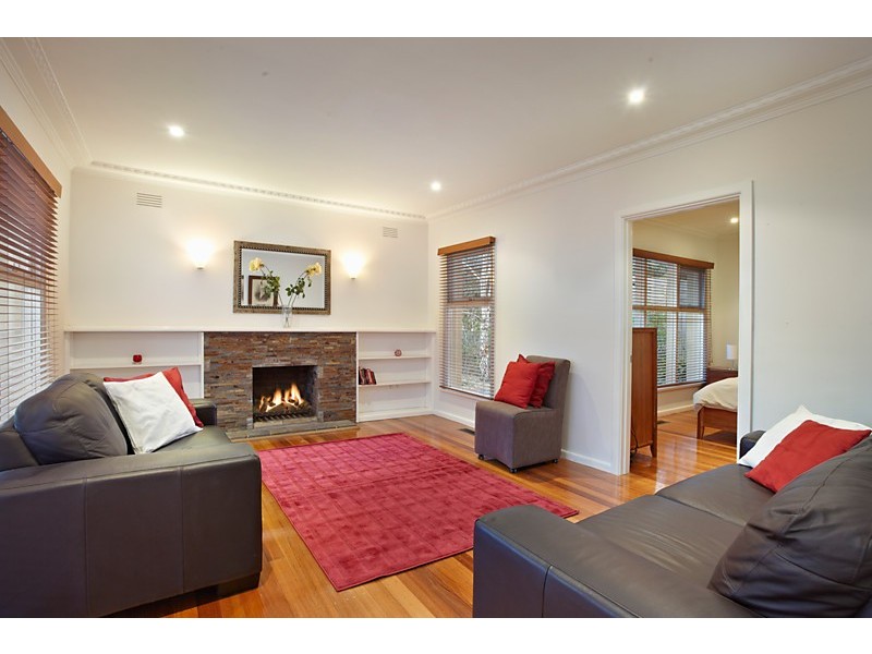 21 Brazeel Street, Blackburn South VIC 3130