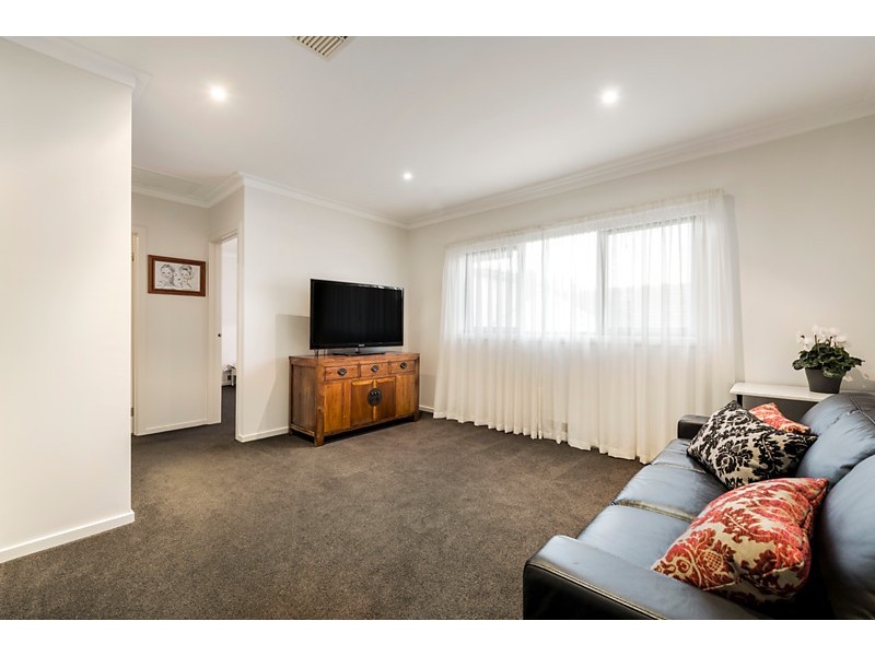18a Simpson Street, Mitcham VIC 3132