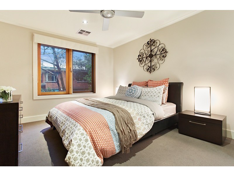 1 Lagoona Court, Blackburn VIC 3130