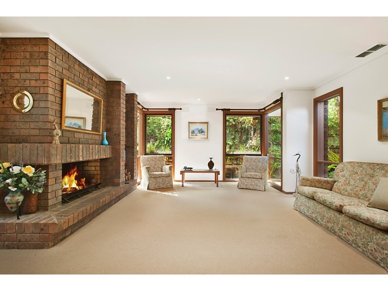 30 Dickens Street, Blackburn VIC 3130