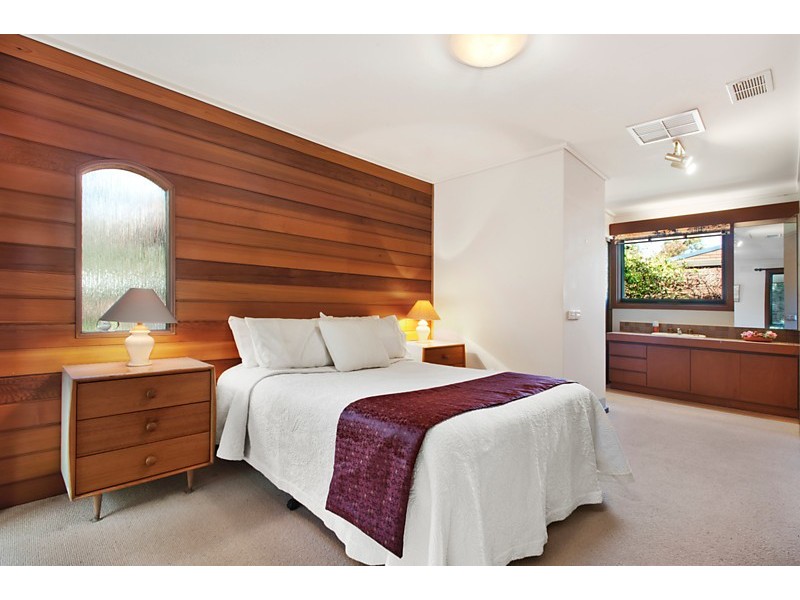 30 Dickens Street, Blackburn VIC 3130