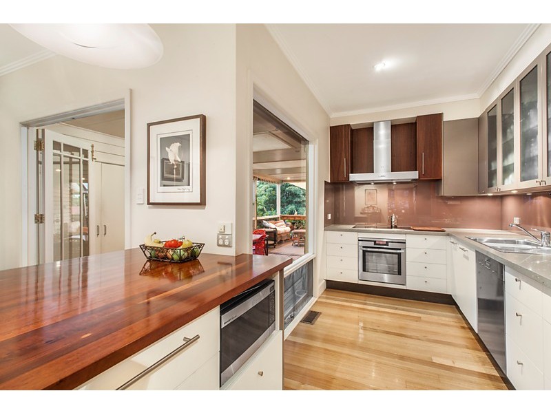 25  Harrison Street, Mitcham VIC 3132