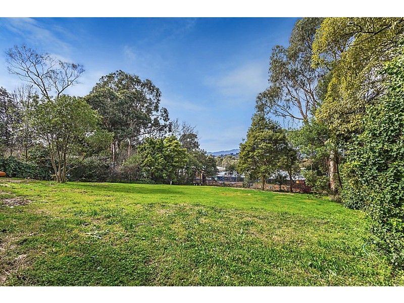 2/24 Wonga Road, Ringwood VIC 3134