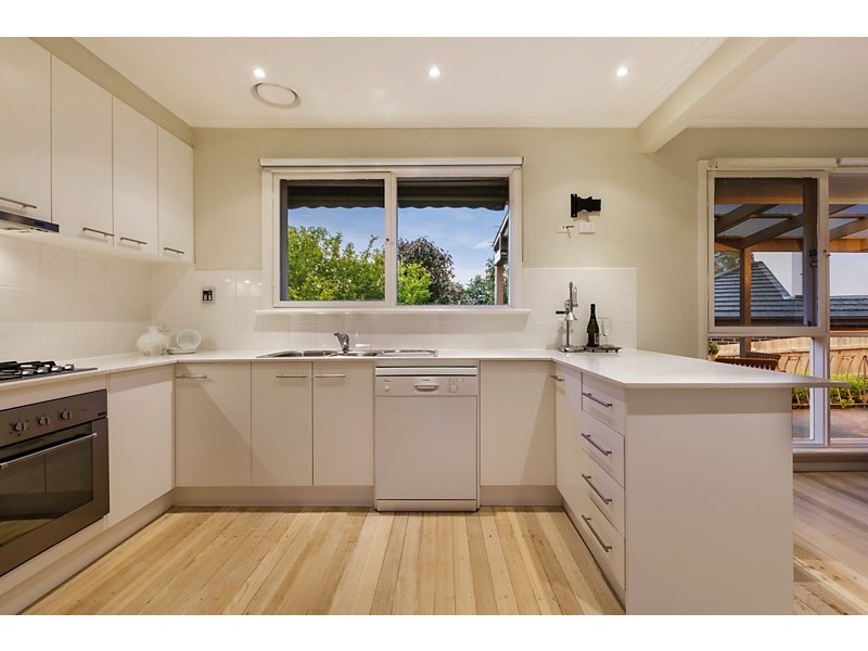 41 Bruce Street, Mitcham VIC 3132