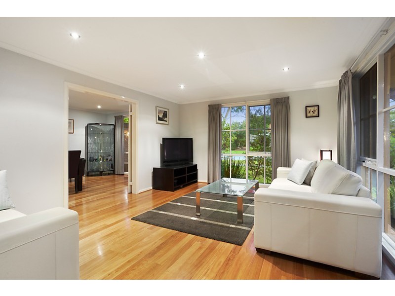 6/2 Vine Street, Blackburn VIC 3130