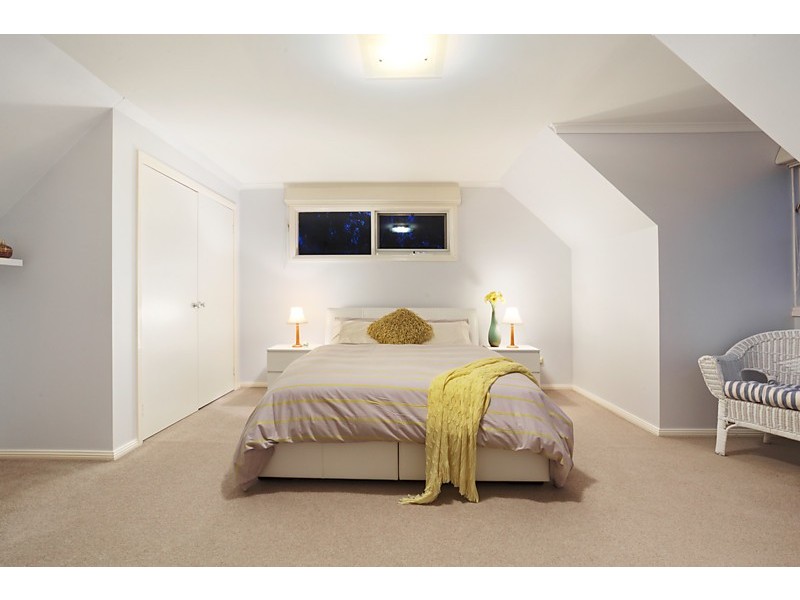 6/2 Vine Street, Blackburn VIC 3130