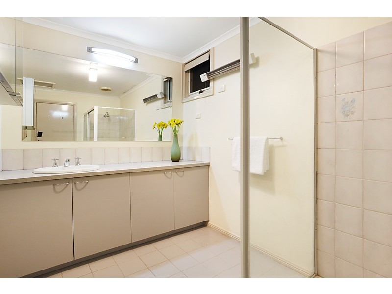 6/2 Vine Street, Blackburn VIC 3130