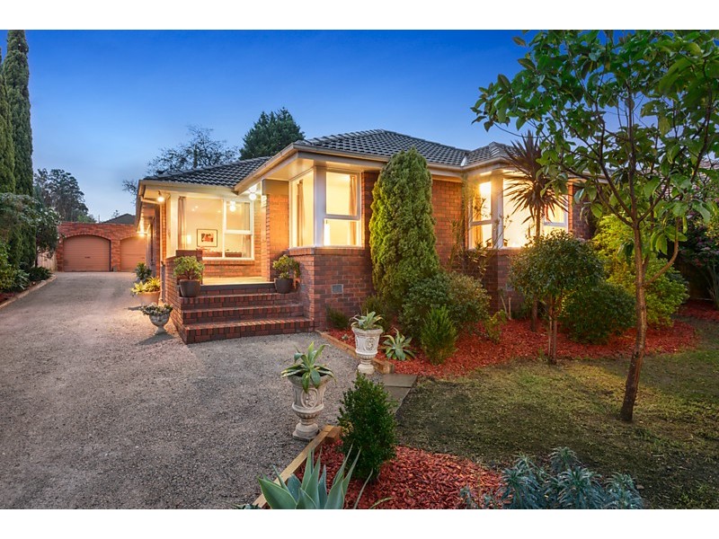 21 Raymond Street, Blackburn North VIC 3130