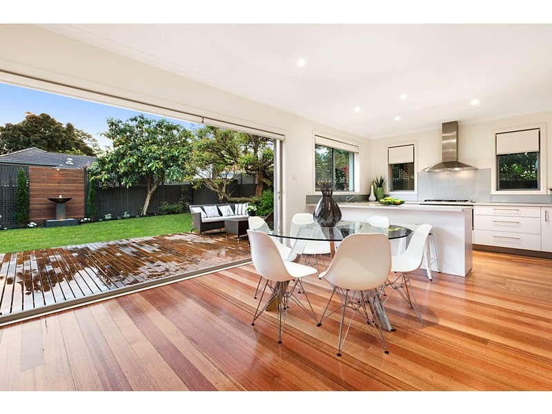 2 Teal Court, Forest Hill VIC 3131