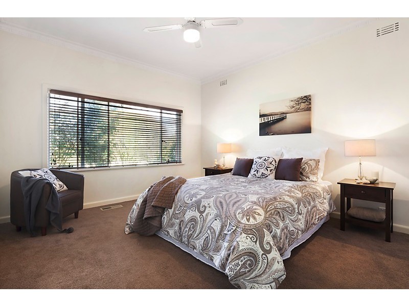 1/36 Halls Parade, Vermont VIC 3133