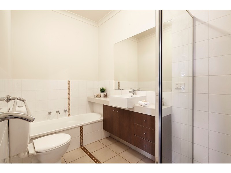 1/36 Halls Parade, Vermont VIC 3133