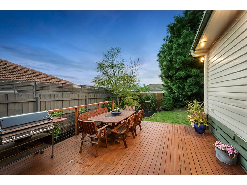 77 Woodhouse Grove, Box Hill North VIC 3129