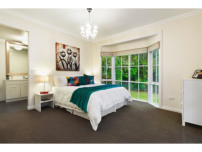 14 Elmhurst Road, Blackburn VIC 3130