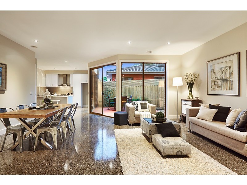 2/299 Springvale Road, Forest Hill VIC 3131