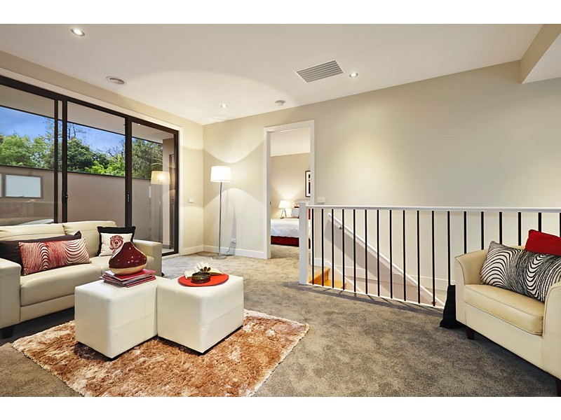 2/299 Springvale Road, Forest Hill VIC 3131