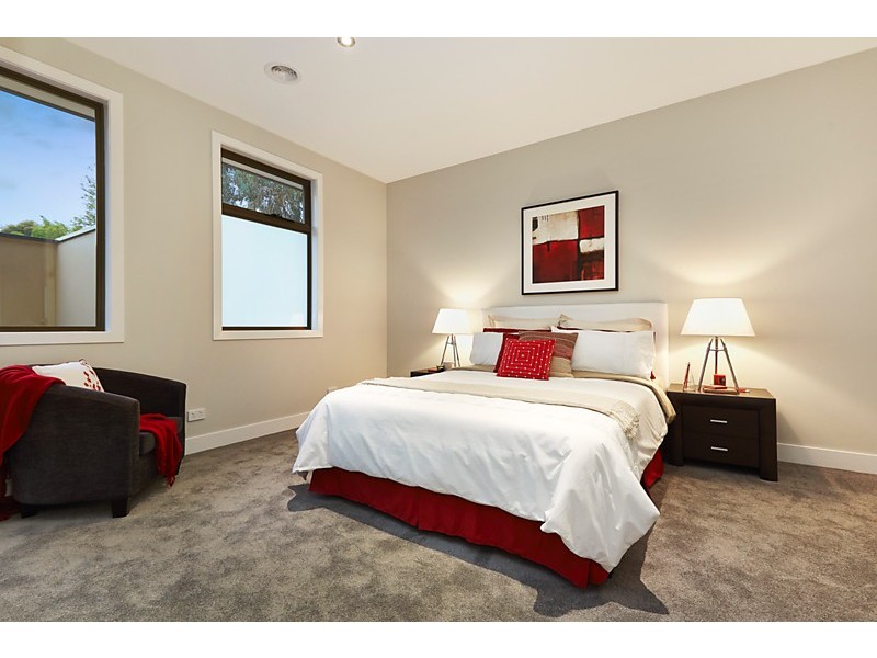 2/299 Springvale Road, Forest Hill VIC 3131