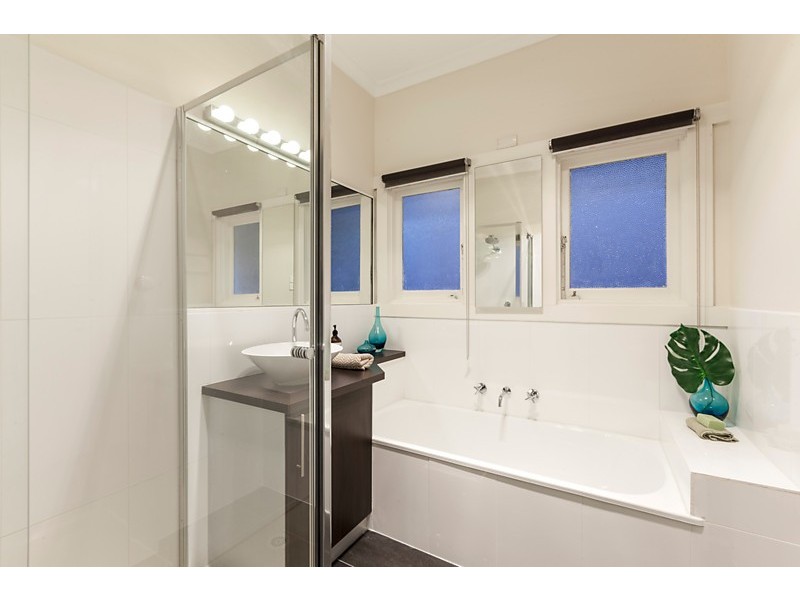 484 Middleborough Road, Blackburn VIC 3130