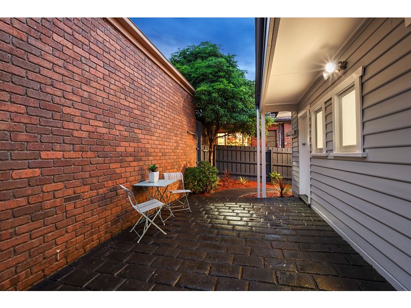 484 Middleborough Road, Blackburn VIC 3130