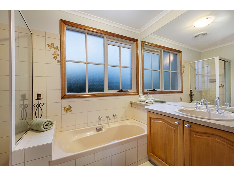 73 Centre Road, Vermont VIC 3133