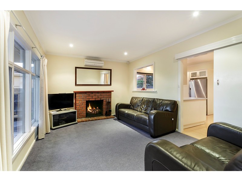 6 Bond Avenue, Blackburn South VIC 3130