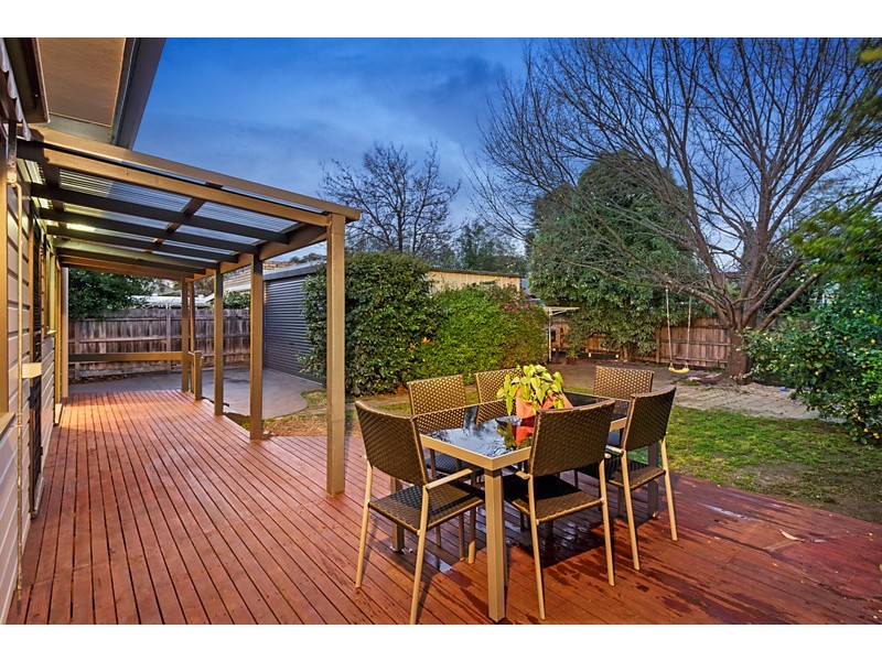 6 Bond Avenue, Blackburn South VIC 3130