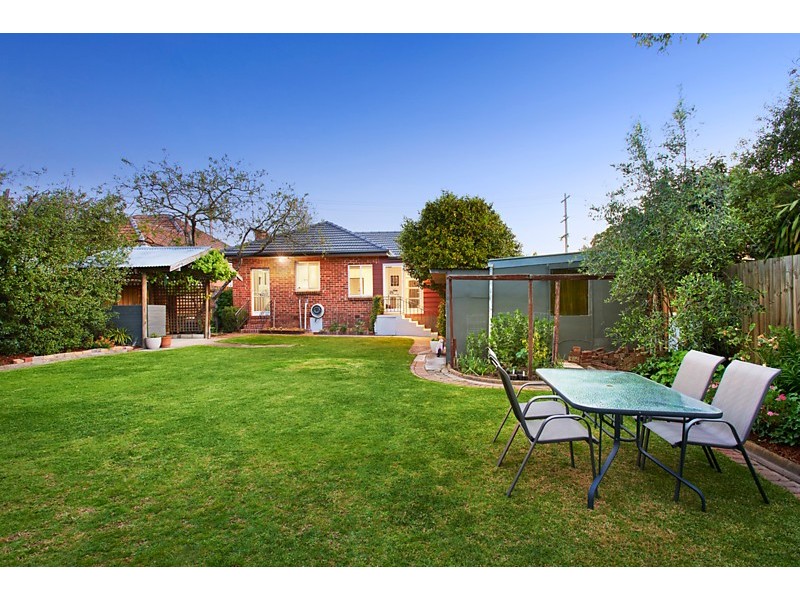 21 Craig Street, Blackburn South VIC 3130