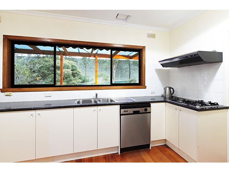 77 Kett Street, Blackburn North VIC 3130