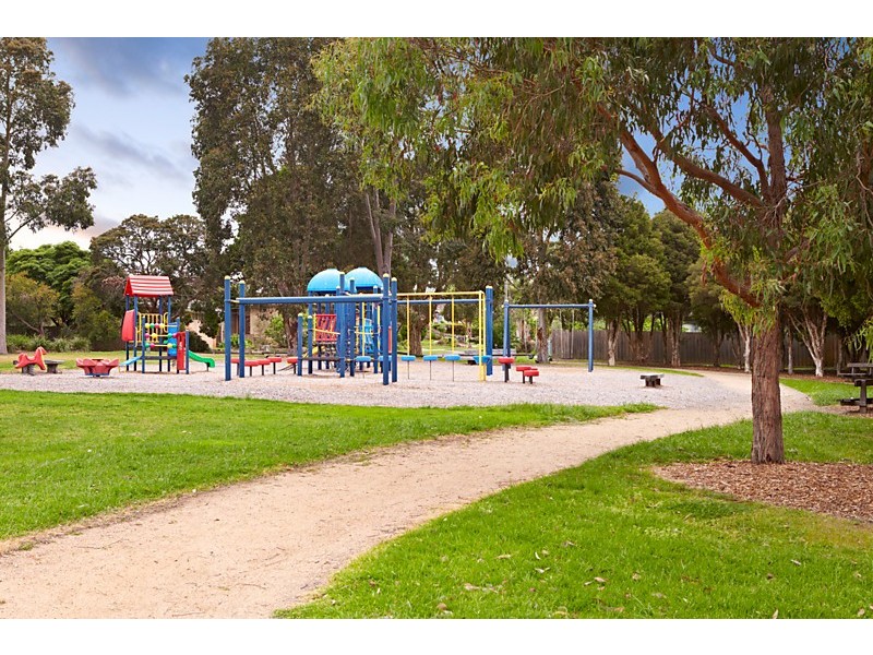 77 Kett Street, Blackburn North VIC 3130