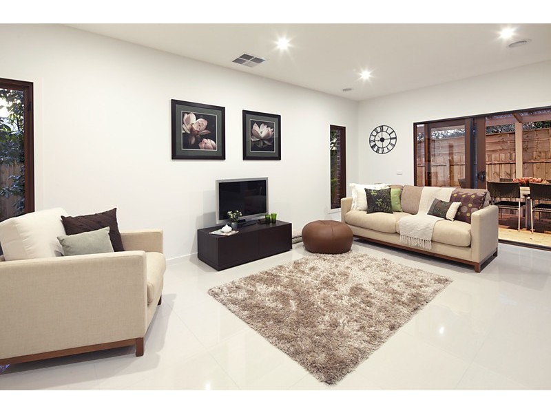 18 Gillies Street, Mitcham VIC 3132