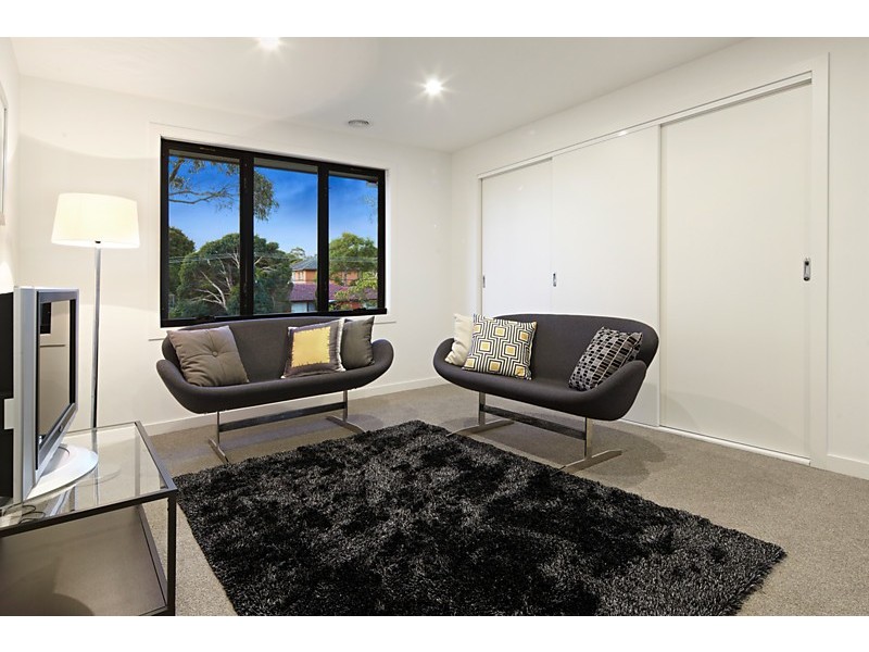 18 Gillies Street, Mitcham VIC 3132