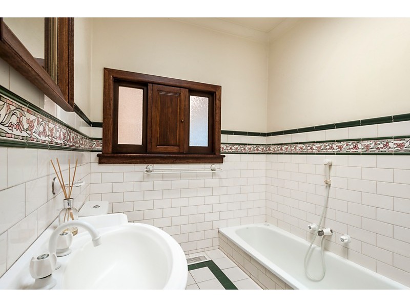 215 Canterbury Road, Blackburn VIC 3130