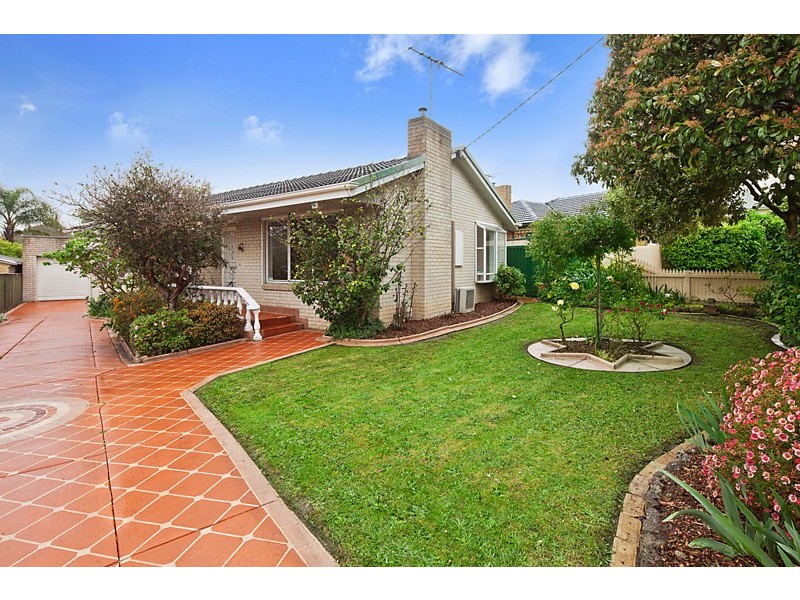 3 Husband Road, Forest Hill VIC 3131