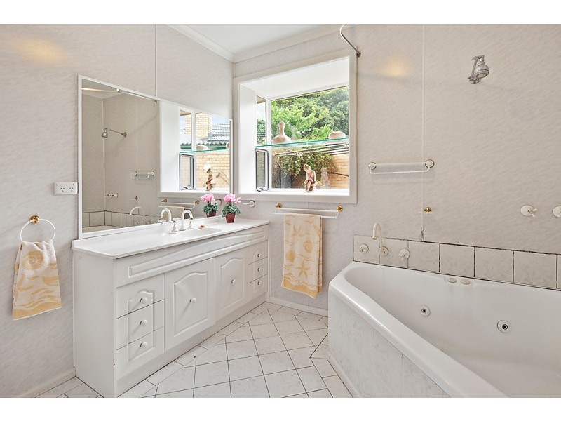 3 Husband Road, Forest Hill VIC 3131