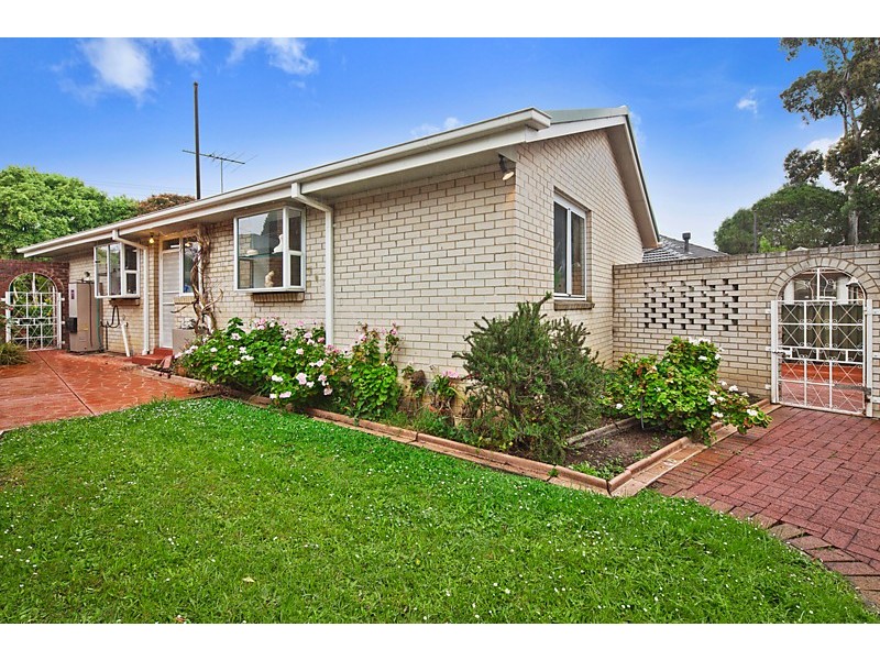 3 Husband Road, Forest Hill VIC 3131