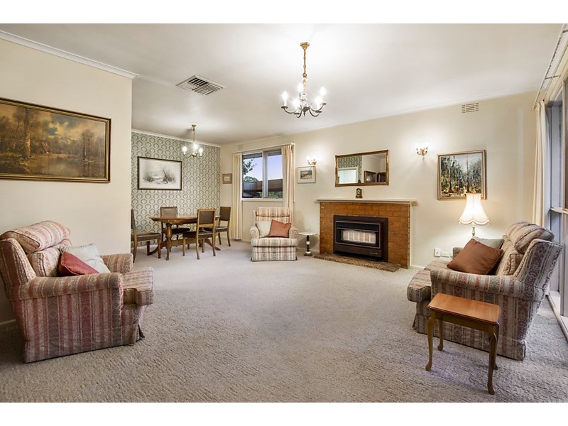 14 Samuel Road, Blackburn South VIC 3130