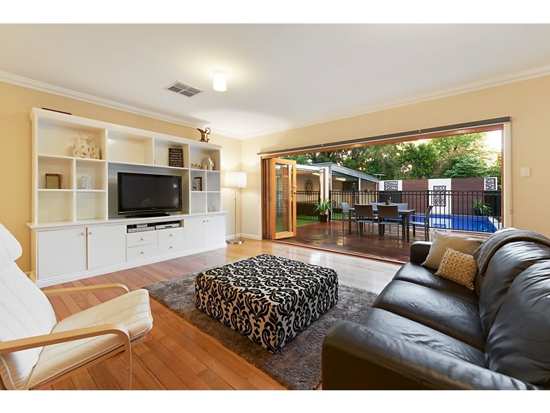 24 McCulloch Street, Nunawading VIC 3131