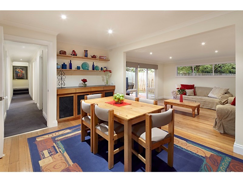 24 Munro Street, Mitcham VIC 3132